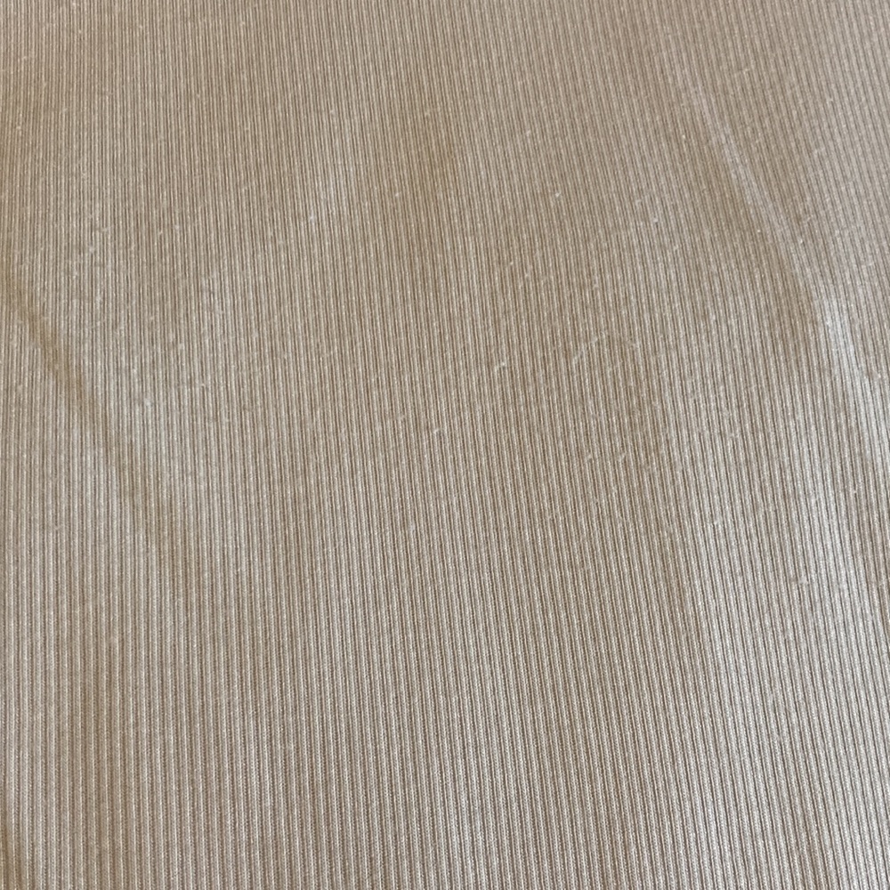 Lululemon Ribbed T-Shitt - Picture 4 of 5